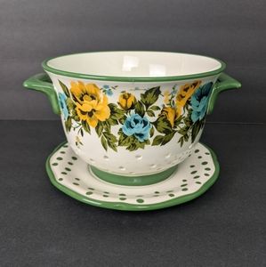 Pioneer Woman Rose Shadow Green Ceramic Berry Colander Strainer Drip Plate Set